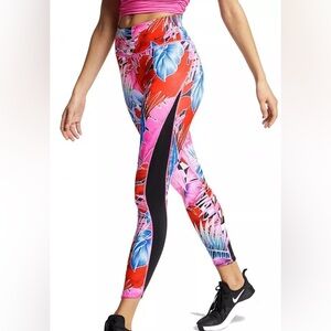 Nike One Dri-FIT Floral Women's Cropped Leggings